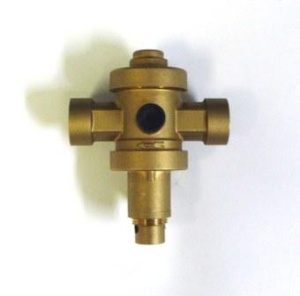 SMART SMT3101H0005  Регулятор давления 3/4" внутренняя резьба, с отводом для манометра, латунь